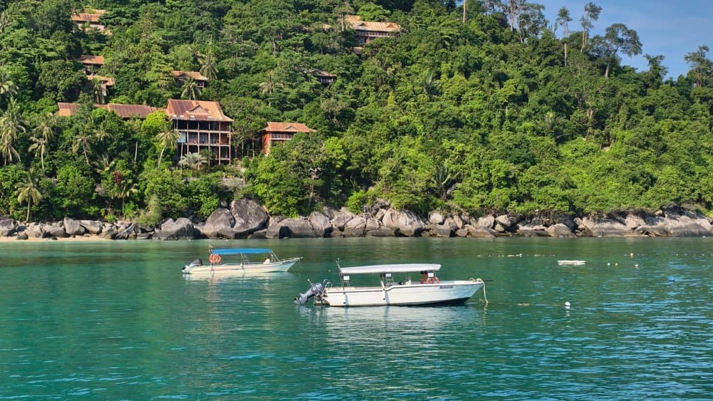shutterstock 2649888547 tioman island